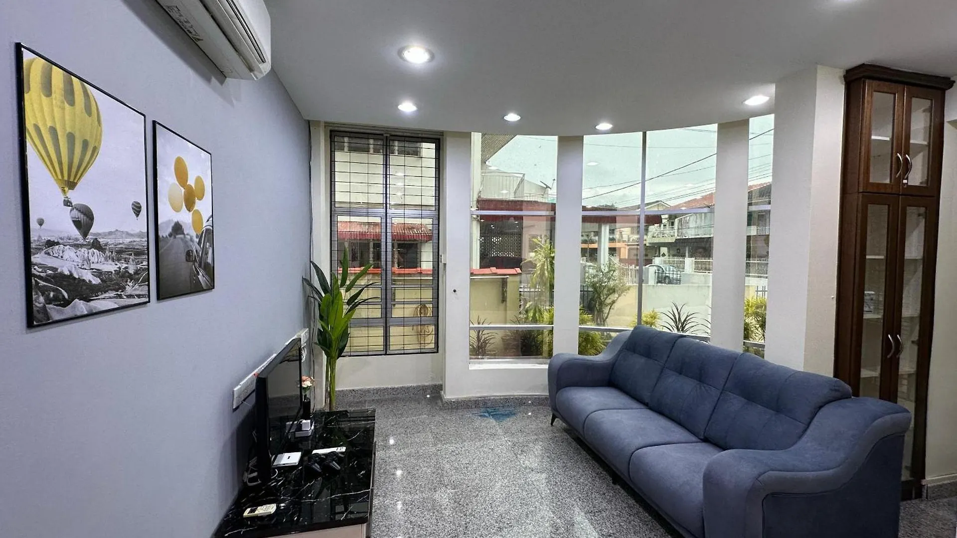 Spacious Air Terjun Semi-D 7Br 21Pax جورج تاون بيت للعطل