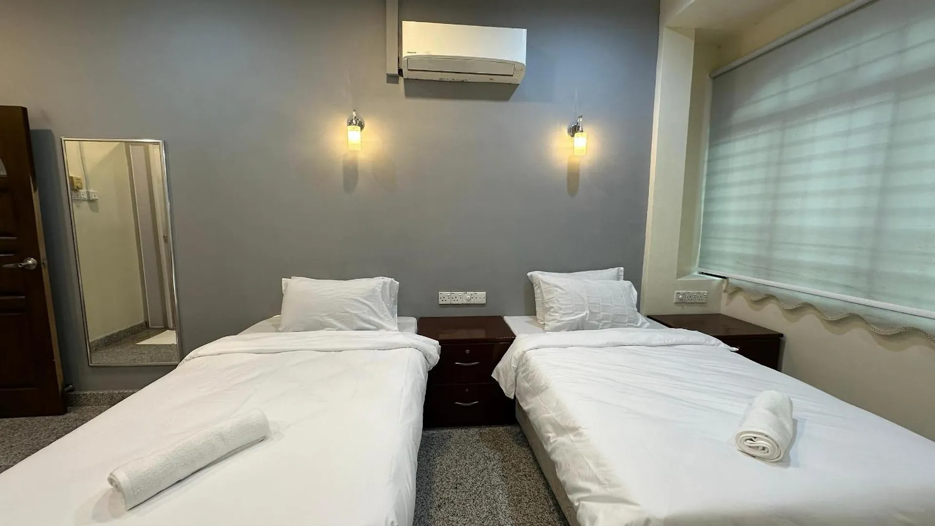 بيت للعطل Spacious Air Terjun Semi-D 7Br 21Pax جورج تاون