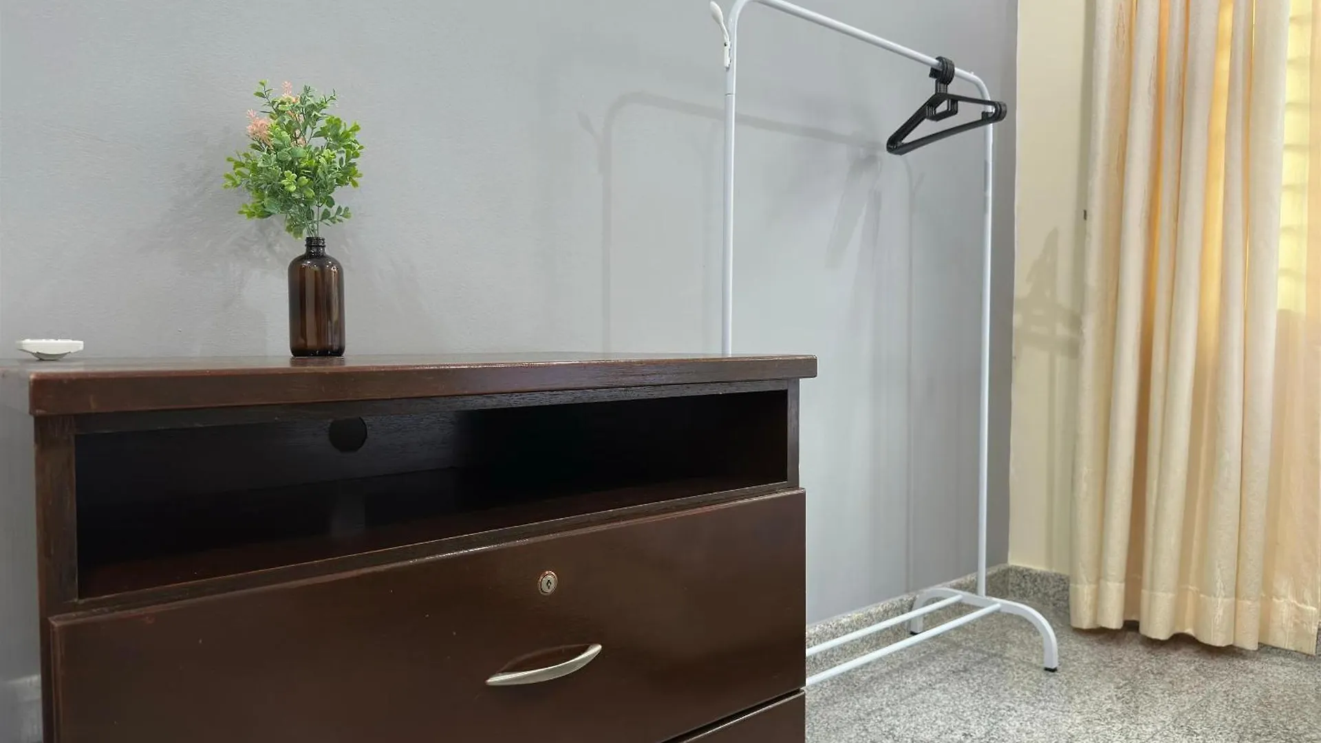 Spacious Air Terjun Semi-D 7Br 21Pax جورج تاون بيت للعطل