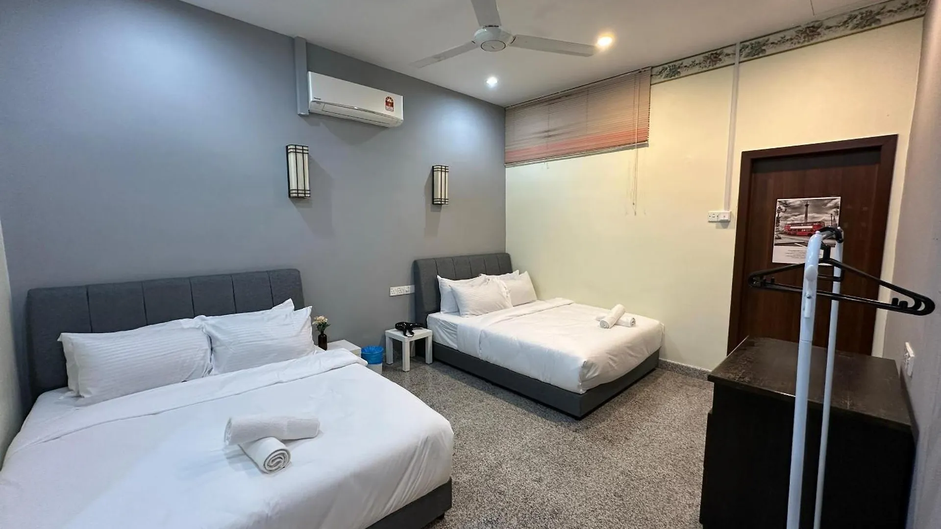 Spacious Air Terjun Semi-D 7Br 21Pax جورج تاون بيت للعطل