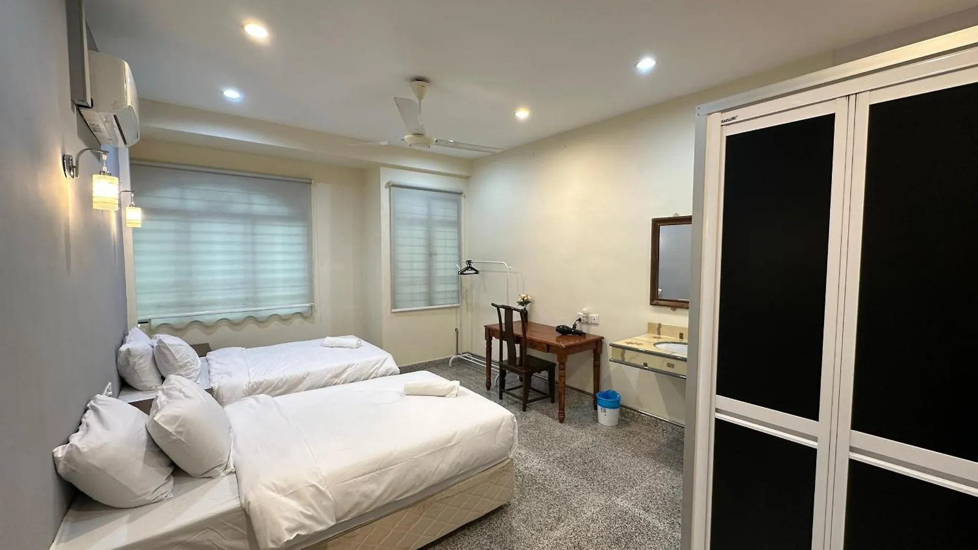 بيت للعطل Spacious Air Terjun Semi-D 7Br 21Pax جورج تاون ماليزيا